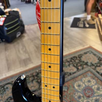 Fender American Professional Classic Stratocaster HSS, 3 Tone Sunburst W/ Free Shipping & Gig Bag image 4