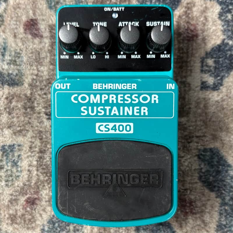 Behringer CS400