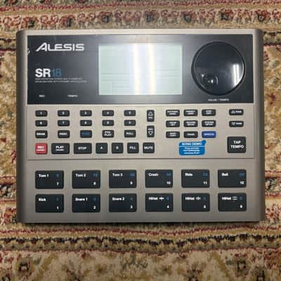 Alesis SR-18