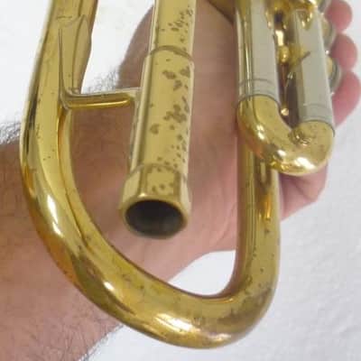 Trompeta Bach Stradivarius 37 Corporation en muy buen estado image 9