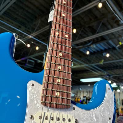 Fender PLAYER II STRATOCASTER 2025 - Electric Blue image 4