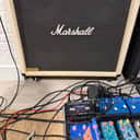 White Marshall JCM 800 Lead Series Model 1960B 4x12" Straight Guitar Speaker Cabinet 1981 - 1990 - Red