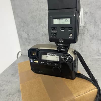 Minolta Vectis S‑1 and Cullmann 40AF image 6