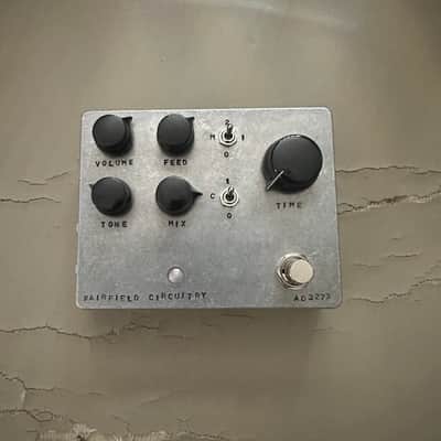 Fairfield Circuitry Meet Maude Delay | Reverb