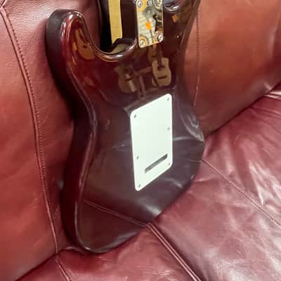 Preowned MIM Fender Stratocaster - Maroon image 6