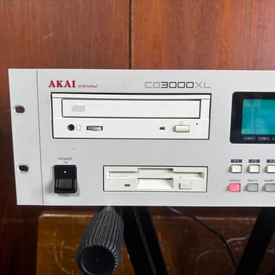Akai CD3000XL Ver1.54 16 bit stereo digital sampler New LCD Backlight image 3