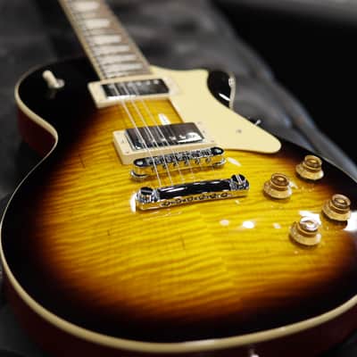 Heritage H-150 STANDARD with case sunburst image 5