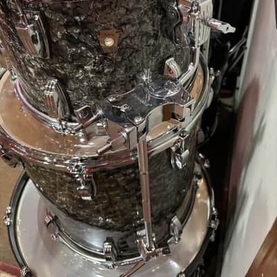 Ludwig Classic Maple Fab 3-Piece Shell Kit Moss Green image 3