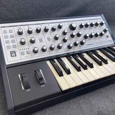 Moog Sub Phatty 2010s - Black