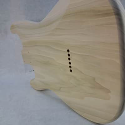 Unfinished Poplar (1 pc) SSS Hardtail guitar body - fits Fender Strat Stratocaster necks J2443 image 4