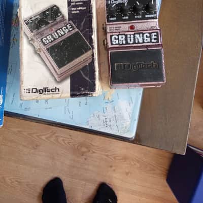 ギター Digitech  GRUNGE Amazon.com: DigiTech DGR Grunge Analog-Distortion Pedal : Musical