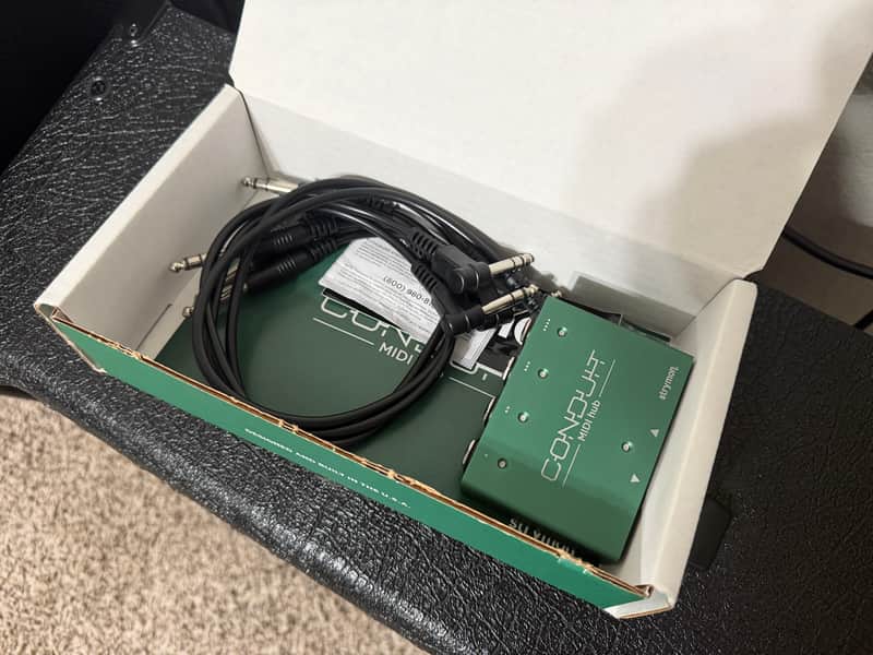 Strymon Conduit Midi Hub 2021 - Present - Green image 1