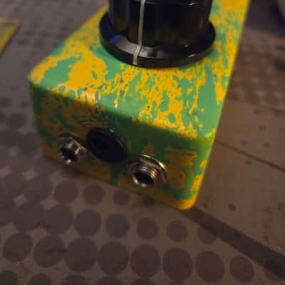 GoliathFX built Acapulco Gold Clone 2026 - Yellow with Green Splatter image 5