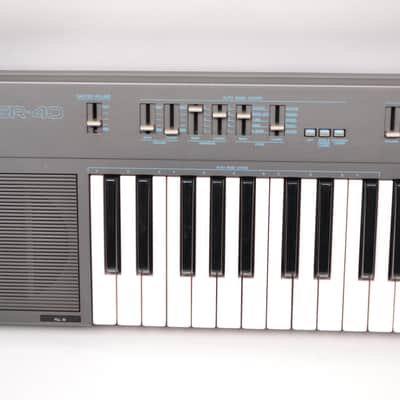 Yamaha Portatone PSR-40 Portable Keyboard | Reverb