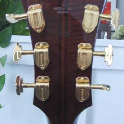 Guild 2013 Artist Award American Patriarch Electric Archtop Guitar with cutaway image 6