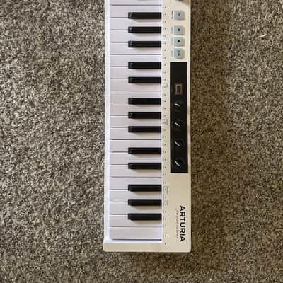 Arturia KeyStep 37 MIDI Controller 2021 - Present White