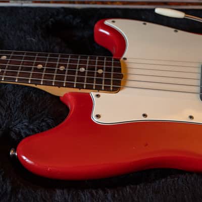 1973 Fender Bronco Dakota Red with original vibrato arm Bild 3