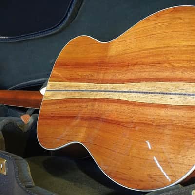 Martin CEO-10 2025 Ambertone image 14