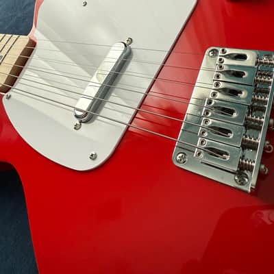 Loog Pro VI Electric student guitar for kids - Red with extras image 4