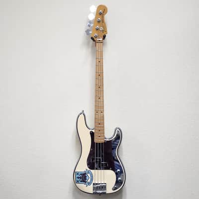 Fender Steve Harris Artist Series Signature Precision Bass 2015 - Present - Olympic White image 4
