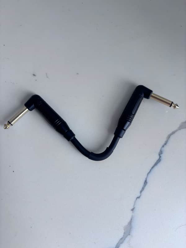 Mogami Gold Instrument 0.5 Right Angle to Right Angle Pedal Cable - 6 inch