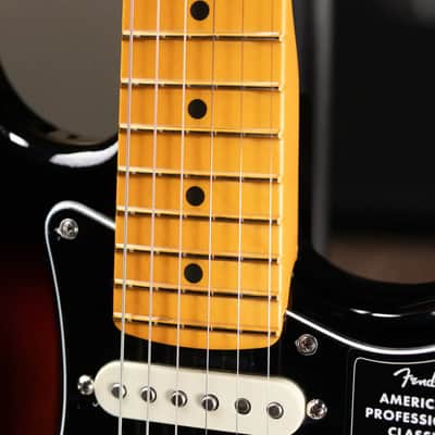 Fender American Professional Classic Stratocaster HSS Electric Guitar - 3-Color Sunburst with Gig Bag image 9