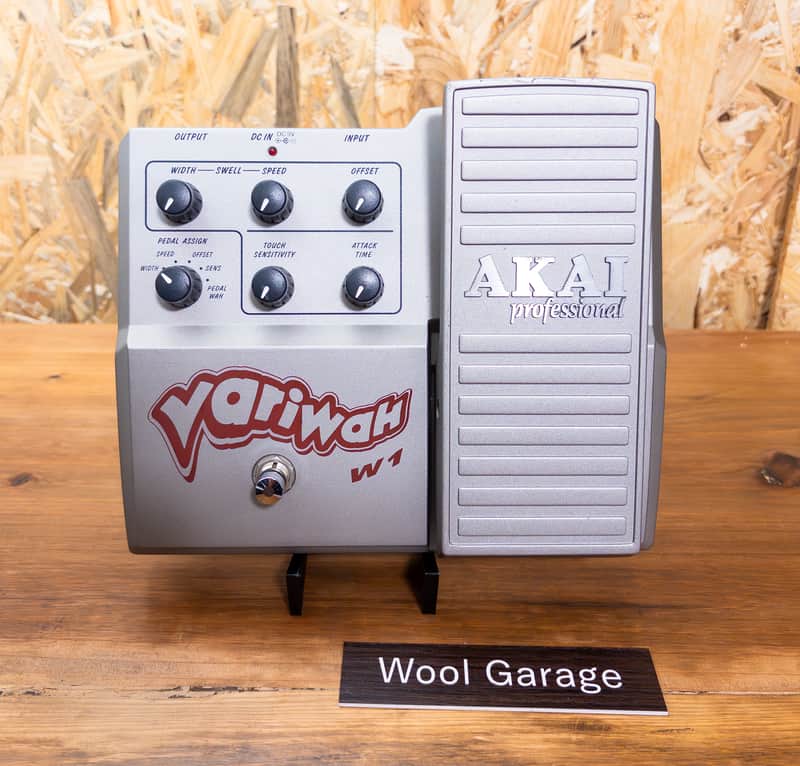 AKAI W1 VariWah Multi Wah Guitar Effect Pedal Tested image 1