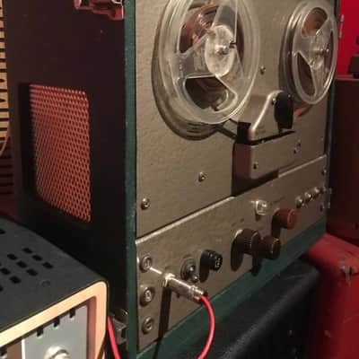 Vintage Magnecord /RCA Tube Reel to Reel 50's image 4