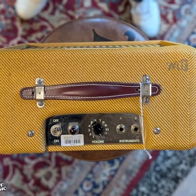 Fender '57 Custom Champ 5-Watt 1x8 Tube Combo, Tweed w/ Cover - Used image 3