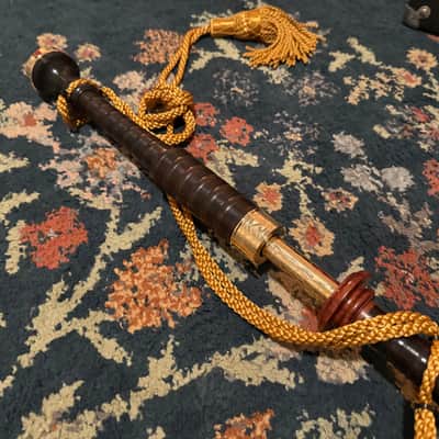 2016 McCallum AB4D Bagpipes: Mopani Mounts – Gold Celtic image 11