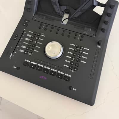 Avid S3 Control Surface and Dock S3 2020 - black image 12