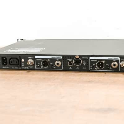 Shure UR4D Wireless Receiver w/ two UR2/SM58 Handheld Mics - L3 Band CG0128M image 10