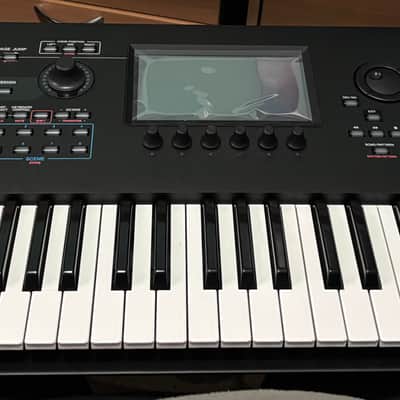 Yamaha Montage 6 Flagship Synthesizer 2019 - Present - Black image 2