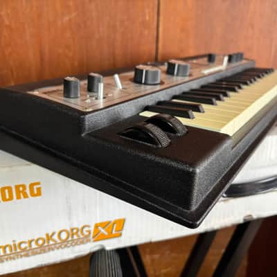 Korg Microkorg XL Analog Modeling Synthesizer / Vocoder w/ box, mic, power supply image 6