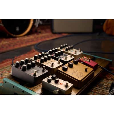 Universal Audio UAFX Dream '65 Reverb Amplifier image 8