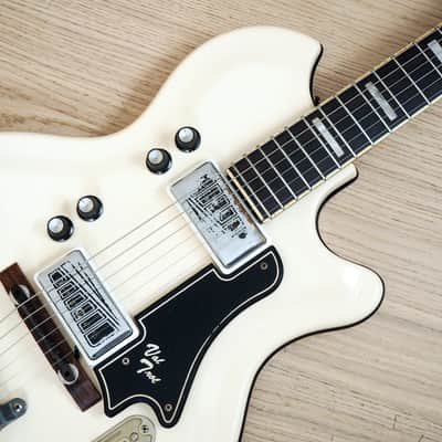 1965 Supro Martinique Val-Trol Resoglass Vintage Electric Guitar White, Valco image 7