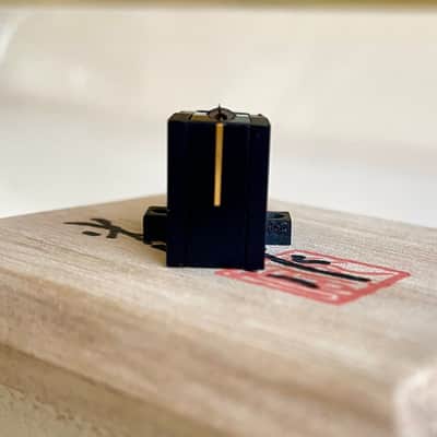 Koetsu Black Moving Coil Stereo Cartridge 0.4mV Output, Line contact Diamon on Boron, Original $3300 image 12