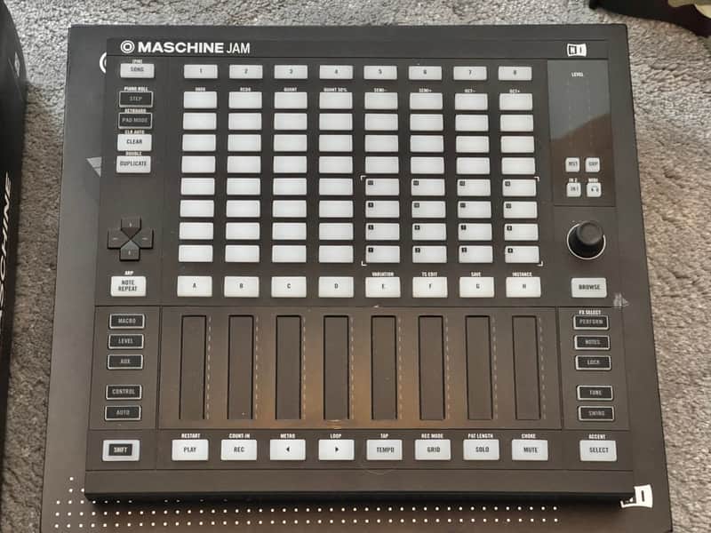 Native Instruments Maschine JAM