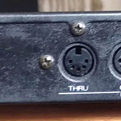 Roland GR-50 Guitar MIDI Controller/Synthesizer image 4