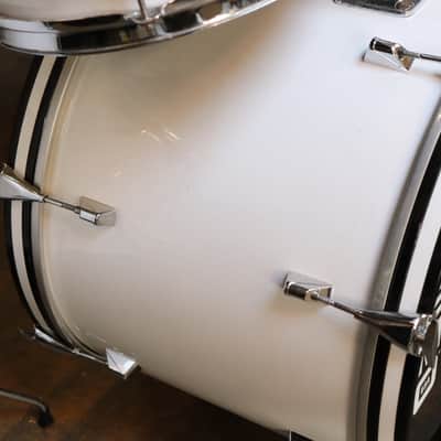 Remo 4pc Quadura Drum Set White image 6