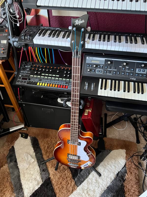 Hofner Ignition Series Club Bass