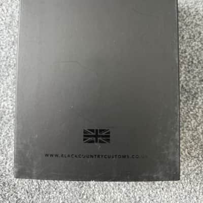 Laney Black Country Customs Monolith White / Red image 8