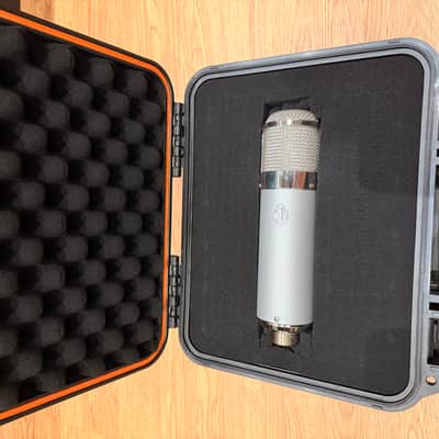 Beesneez Pro Audio Tribute 1 ( U47 Style ) image 5