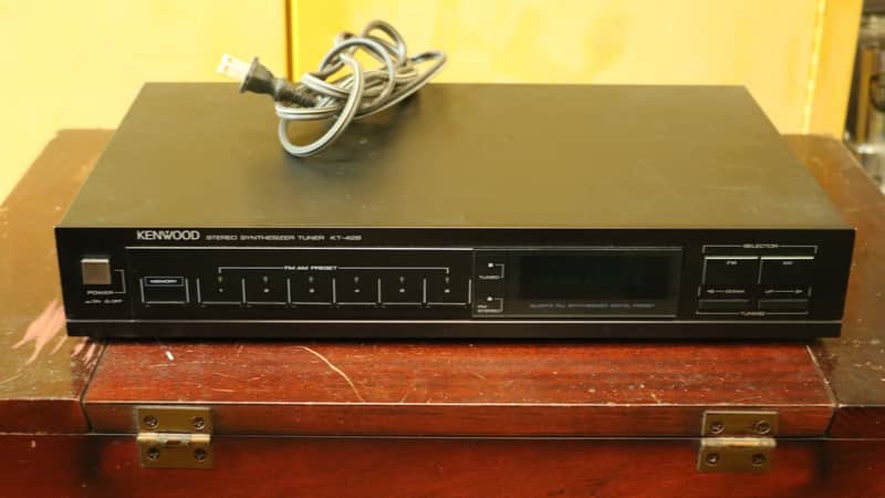 Kenwood KT-428 Stereo AM/FM Synthesizer Tuner - Vintage Component - Tested image 1