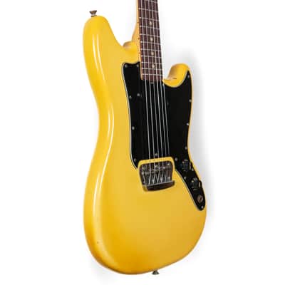 Fender 1977 Musicmaster, White image 4