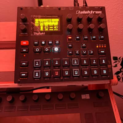 Elektron Digitakt 2017 - 2024 - Black image 2