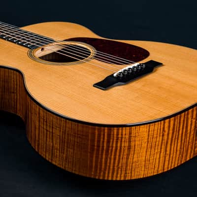 Bourgeois 00 12-Fret “The Coupe” Full Aged Tone Flamed Maple and Adirondack Spruce Used (2022) image 14