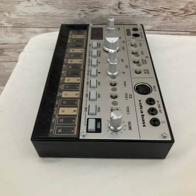 Used Korg Volca Bass Analog Bass Sequencer/Synthesizer image 2
