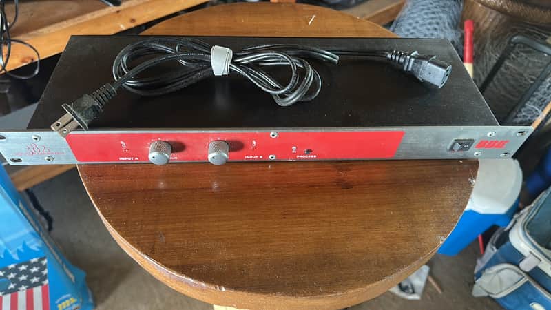 BBE 382i Sonic Maximizer 2010s - Red image 1