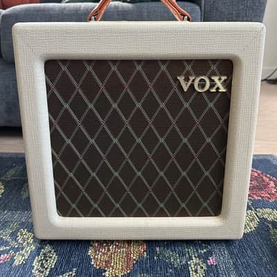 Vox AC4TV 4-Watt 1x10" Guitar Combo 2009 - 2019 Tan image 1